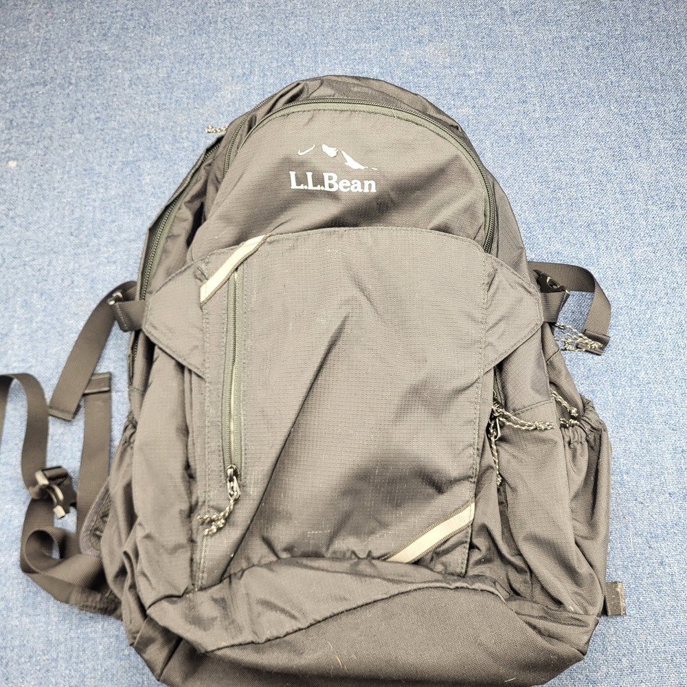 LL Bean Black Ripstop Nylon Technical Backpack Hiking Daypack Sternum Strap